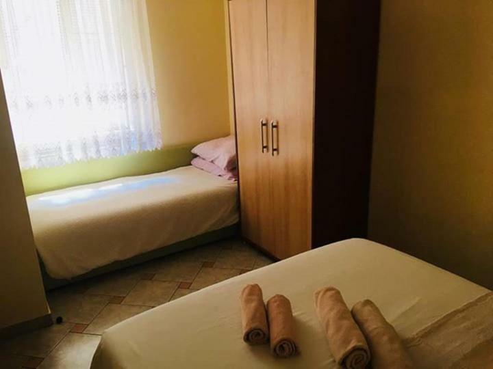 Apartmani Djura 塞尔瑟 外观 照片